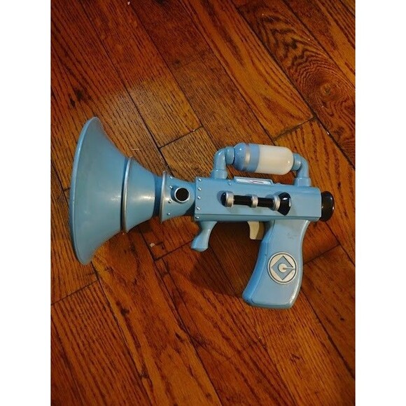 Despicable Me Minions Fart Blaster Gun Lights & Sounds Thinkway Toys, Works!! - Picture 3 of 6